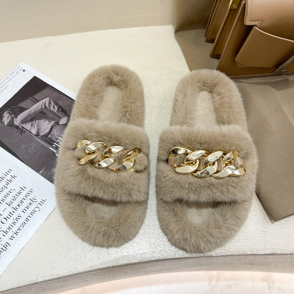 woloong  Women Fashion Metal Chain Warm Fluffy Slippers Cozy Faux Fur  Indoor Floor Outdoor Slides Flat Soft Furry Ladies Celebrities Fli