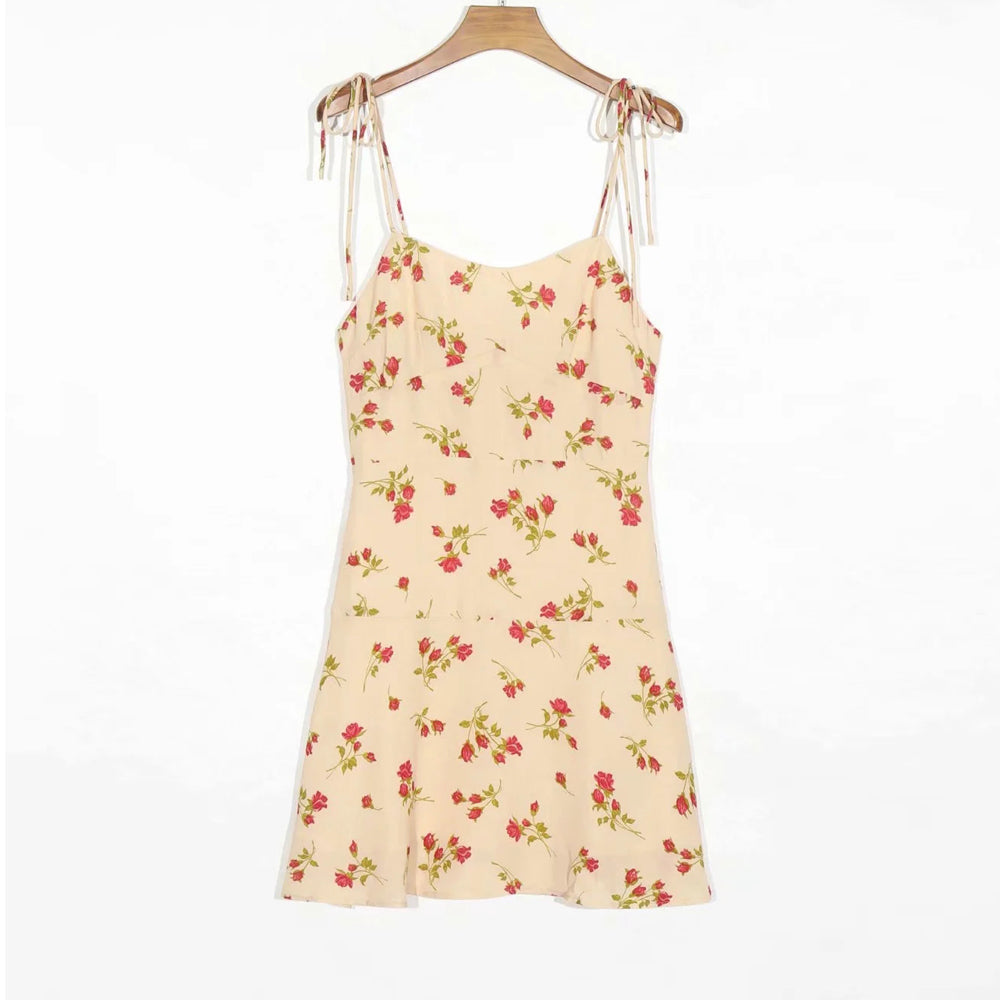 woloong women Fashion Flroal Print mini Dress fitted bodice and back Ruffle hem Female Chic dresses vintage high quality