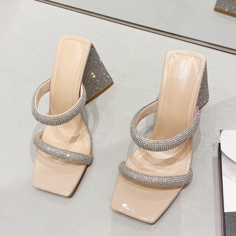 Runway Style Glitter Rhinestones Triangle Thick Heel Slippers Sexy Street Woman Square Toe Dress Party Shoes Summer Sandal