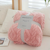 1pc Ultra-Soft Fuzzy Fleece Throw Blanket - Cozy 3D Jacquard Weave, Lightweight, Warm, Comfy, Textured, and Fluffy for Home Decor, Bed, and Couch - Perfect for Chilly Nights and Snuggling Up