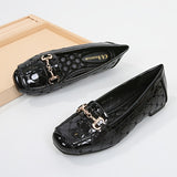 Women Chain Decor Flat Shoes, Fashion Solid Color Flats, Soft Sole Faux Patent   Flat Loafers, Women's Footwear