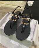 New Flats sandal Women Shoes channel  Summer Beach Clip Toe Slides Luxury Brand Designer Flip-flops Quilted Chain Sandals low heel Women Slippers tn