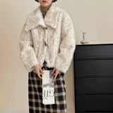 2025 friendly mink solid color lapel horn buckle high-end imitation beard wool coat ferret fox fur coat female autumn and winter