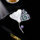 2025 High-end natural mother-of-pearl ginkgo biloba brooch high-end temperament corsage fashion exquisite jacket suit accessories