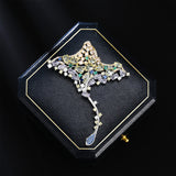 2025 retro marine life electric rays, batfish brooch, niche design sense, clothing accessories, pins inlaid with colored zirconium