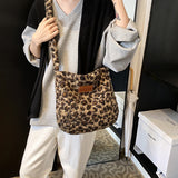 WOLOONG 2025 Korean version of the fashion plush leopard print shoulder bag popular autumn and winter new retro fashion lazy Popular girl messenger bag