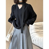 2025  Spring New Korean Edition Temperament Ribbon V-Neck Temperament Advanced Sense Inner Shirt Women 2506