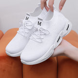 woloong Women's Large Size Fashionable Breathable Soft Bottom Sneakers