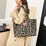 WOLOONG 2025 Korean version of fashion leopard print tote bag popular new retro Popular style shoulder bag large capacity casual plush shopping bag