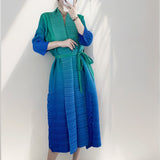 2025 Hot trade women's clothing summer high-end hot-selling fashion loose large size fat mm gradual change lace-up dress