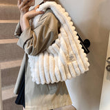 WOLOONG 2025 Plush personalized pleated large-capacity shoulder bag popular new Popular style trend tote bag versatile fluffy underarm bag