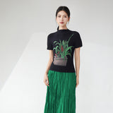 2025 Women's T-shirt short-sleeved design sense 2025 summer new printed black slim-fitting and thin bottoming shirt  top