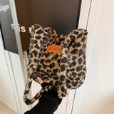 WOLOONG 2025 Korean version of the fashion plush leopard print shoulder bag popular autumn and winter new retro fashion lazy Popular girl messenger bag