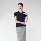 2025 short-sleeved women's t-shirt design sense 2025 summer new lapel solid color simple versatile pullover commuter top