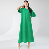 2025 Hot trade large size women's skirt high-end v-neck horn sleeves loose and thin a-shaped skirt long dress summer