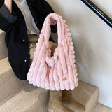 WOLOONG 2025 Plush personalized pleated large-capacity shoulder bag popular new Popular style trend tote bag versatile fluffy underarm bag