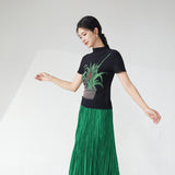 2025 Women's T-shirt short-sleeved design sense 2025 summer new printed black slim-fitting and thin bottoming shirt  top