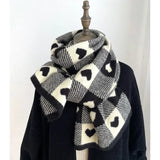 Knitted Scarf Love Heart Scarf Black White Plaid Scarf Thickened Warm Winter Women's Scarves Christmas New Year Gifts Black